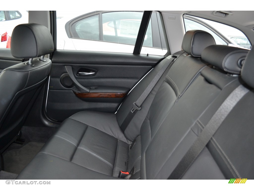 2011 3 Series 328i Sports Wagon - Alpine White / Black photo #6