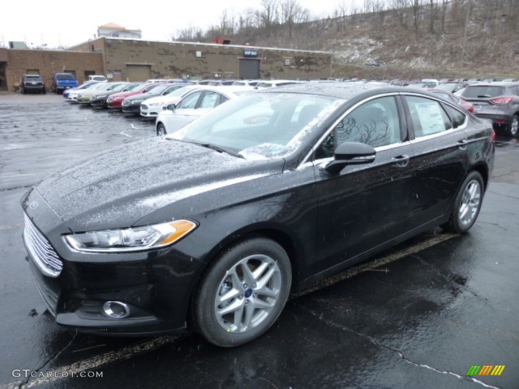 2013 Fusion SE 1.6 EcoBoost - Tuxedo Black Metallic / Charcoal Black photo #5