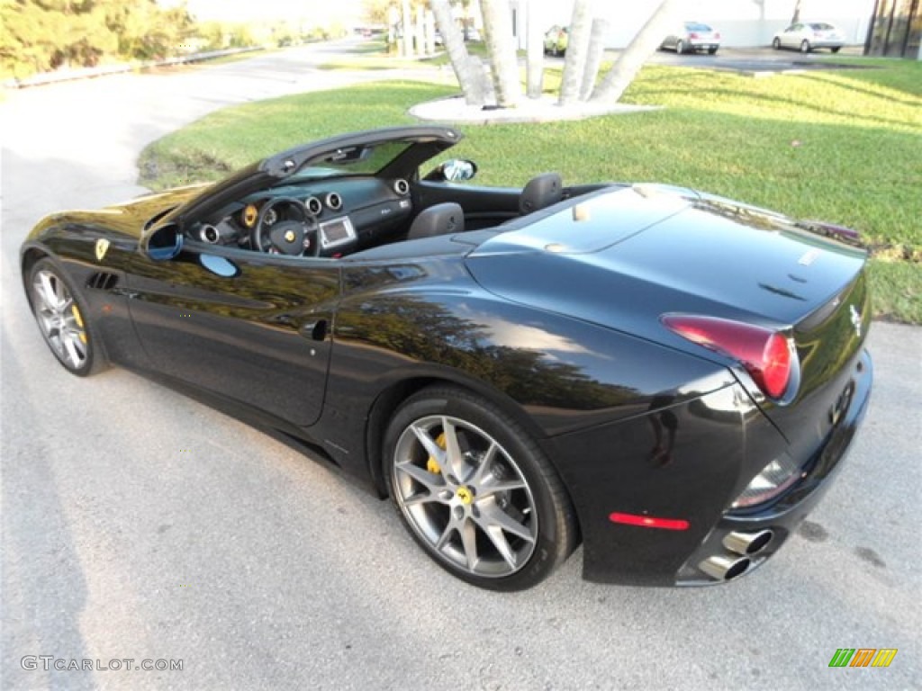 Nero Daytona (Black Metallic) 2009 Ferrari California Standard California Model Exterior Photo #75109500