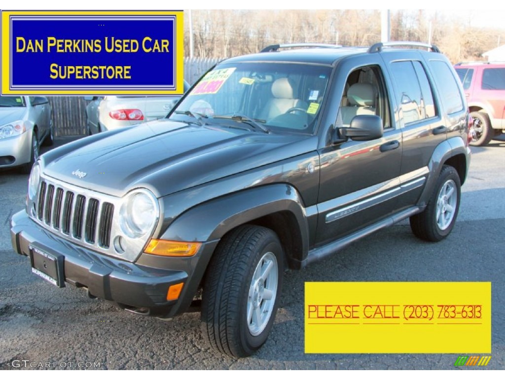 Dark Khaki Pearl Jeep Liberty