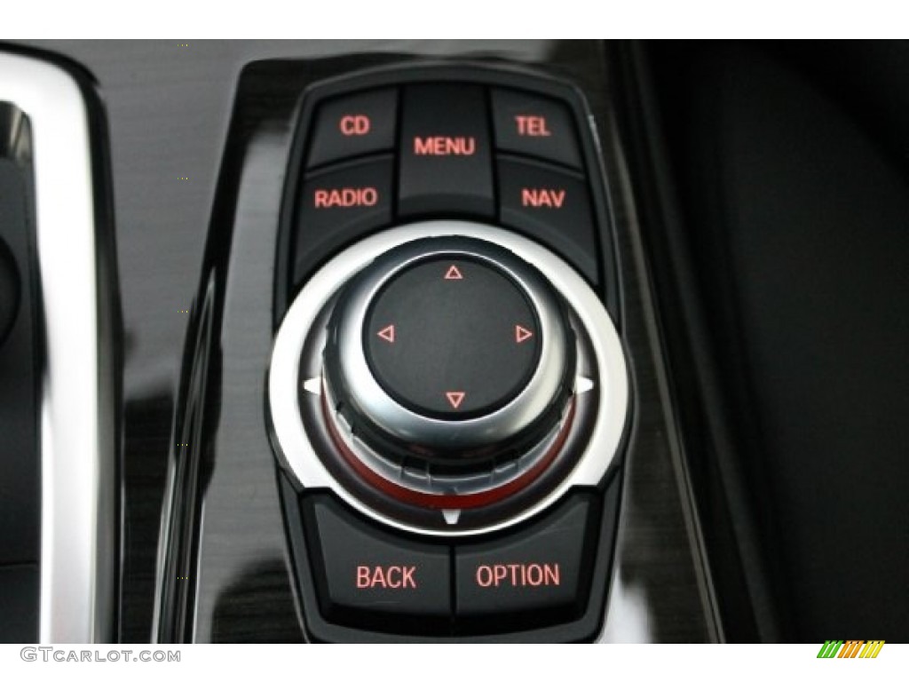 2011 BMW 5 Series 535i Sedan Controls Photo #75110793