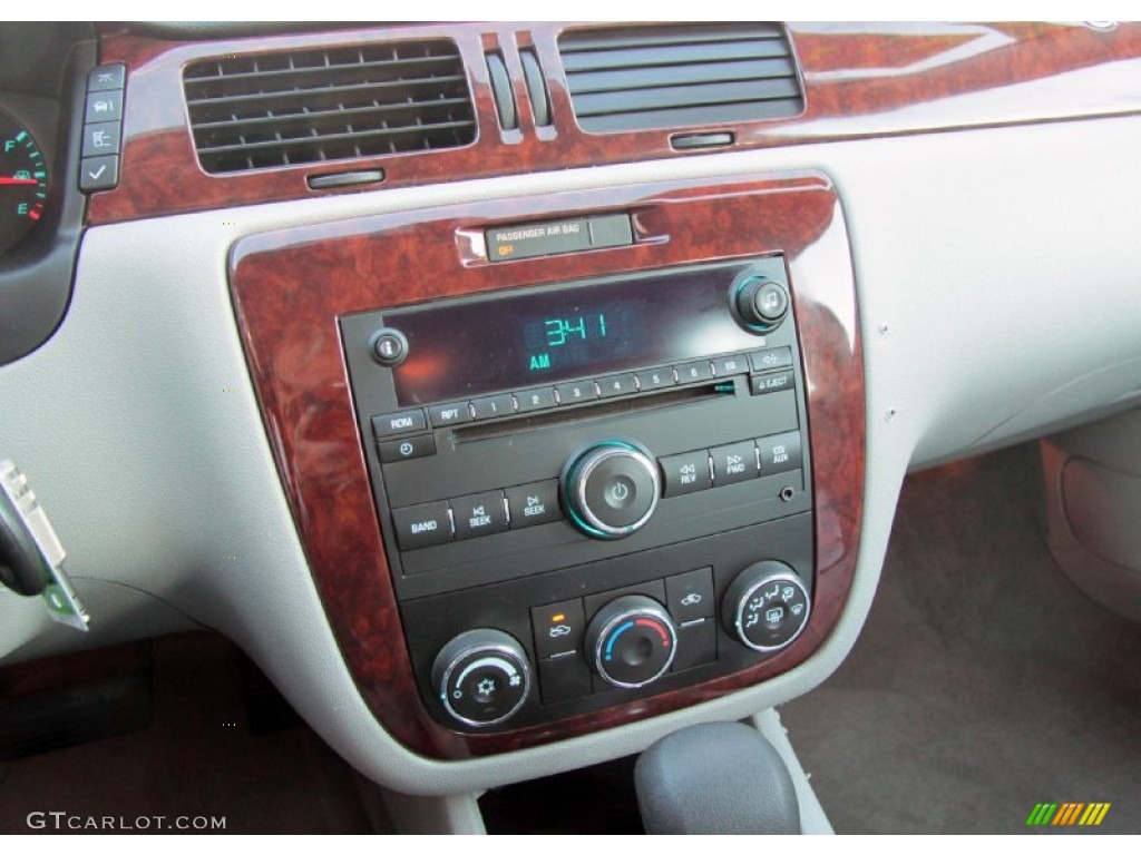 2007 Impala LS - White / Gray photo #16