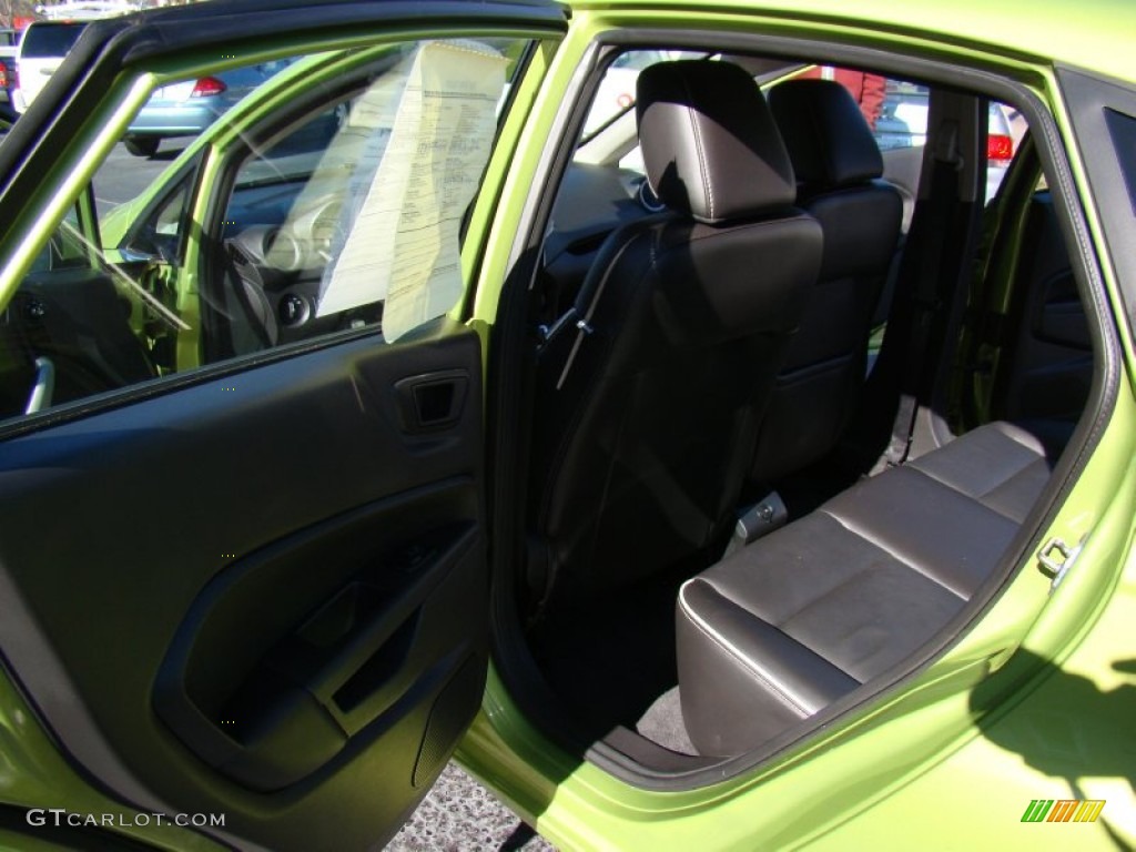2011 Fiesta SEL Sedan - Lime Squeeze Metallic / Charcoal Black Leather photo #10