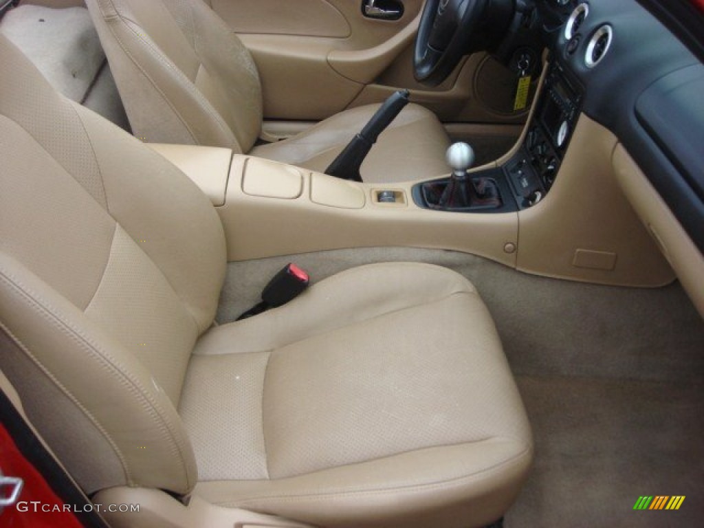 Tan Interior 2001 Mazda MX-5 Miata LS Roadster Photo #75116445