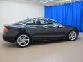 Brilliant Black - S5 4.2 quattro Photo No. 8
