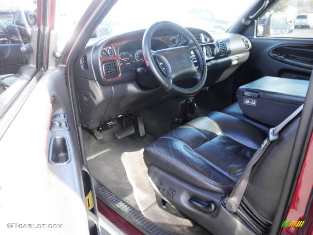 2001 Ram 2500 SLT Quad Cab 4x4 - Dark Garnet Red Pearl / Agate photo #7