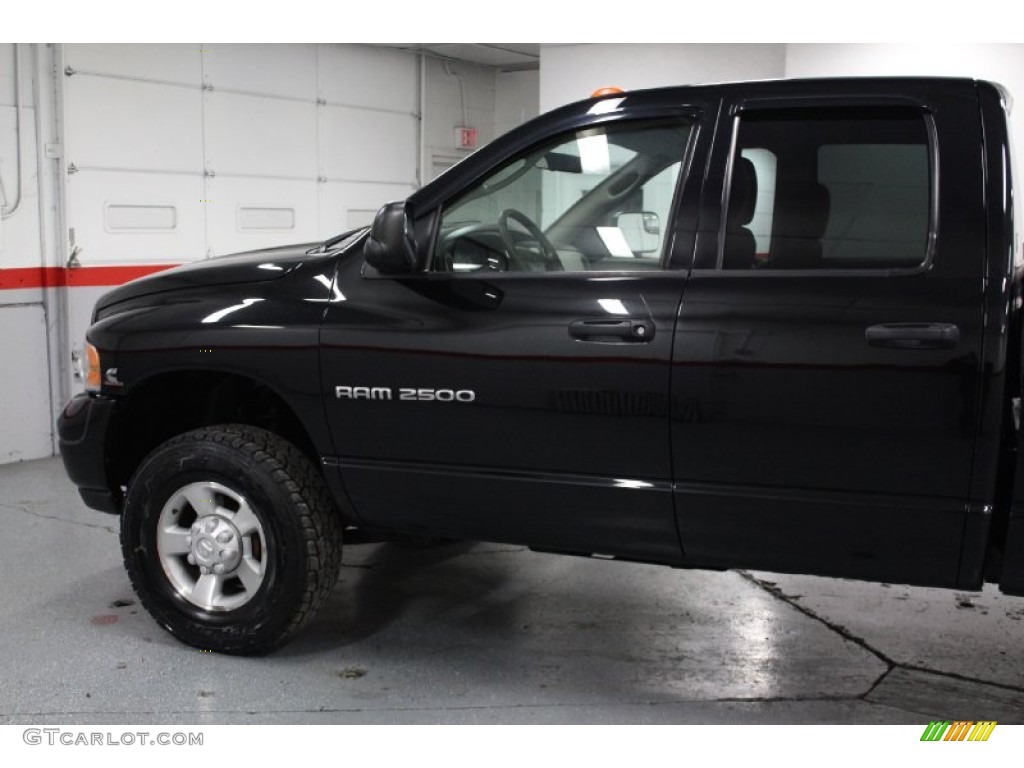 2003 Ram 2500 SLT Quad Cab 4x4 - Black / Dark Slate Gray photo #9