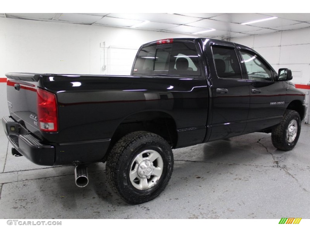 2003 Ram 2500 SLT Quad Cab 4x4 - Black / Dark Slate Gray photo #18