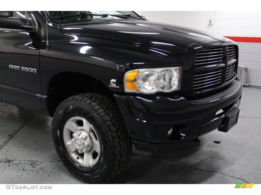 2003 Ram 2500 SLT Quad Cab 4x4 - Black / Dark Slate Gray photo #22