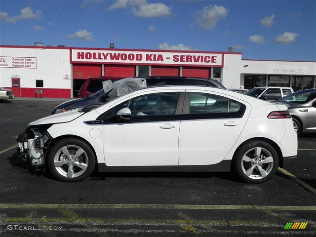 2012 Volt Hatchback - Summit White / Jet Black/Ceramic White Accents photo #4