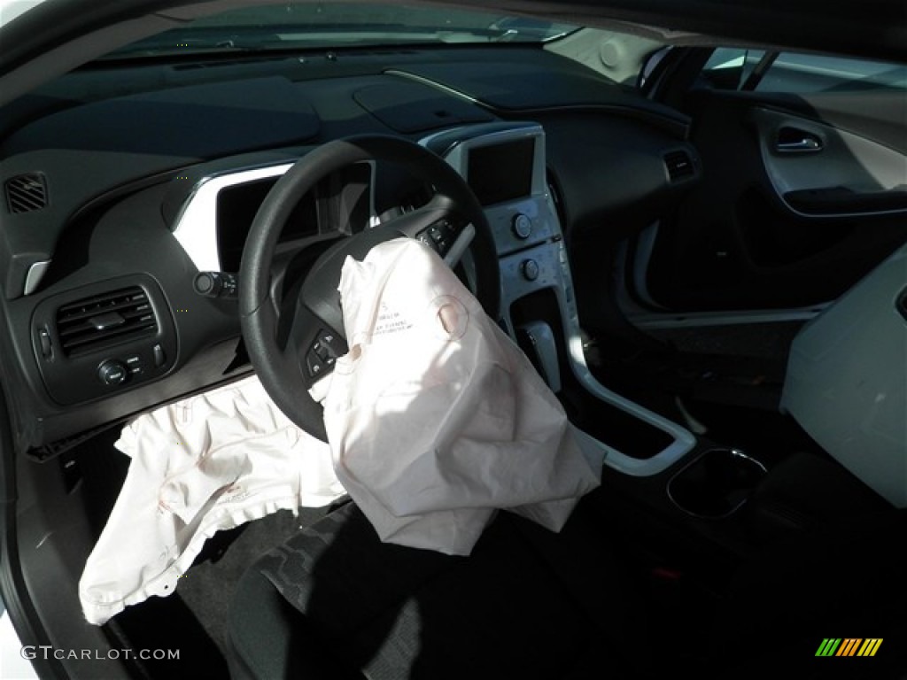 2012 Volt Hatchback - Summit White / Jet Black/Ceramic White Accents photo #10