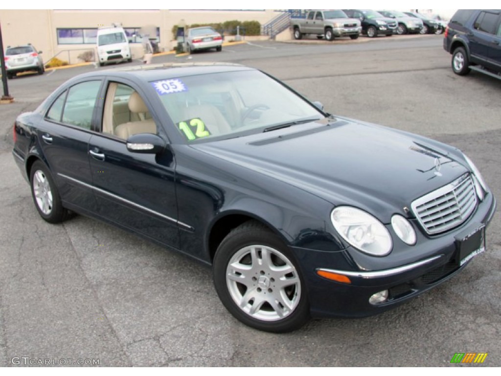 Midnight Blue 2005 Mercedes-Benz E 320 4Matic Sedan Exterior Photo #75134790