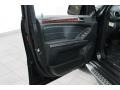 Black - GL 450 4Matic Photo No. 15