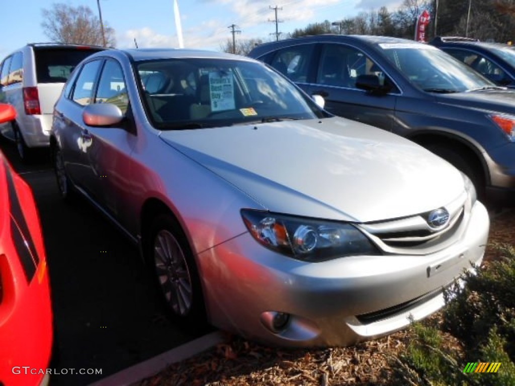 2011 Impreza 2.5i Premium Wagon - Spark Silver Metallic / Carbon Black photo #1