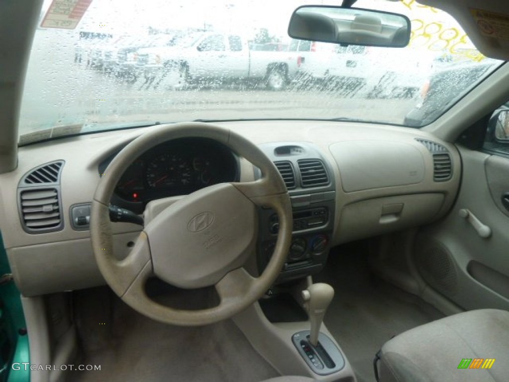 2001 Accent GL Sedan - Jade Green / Gray photo #10