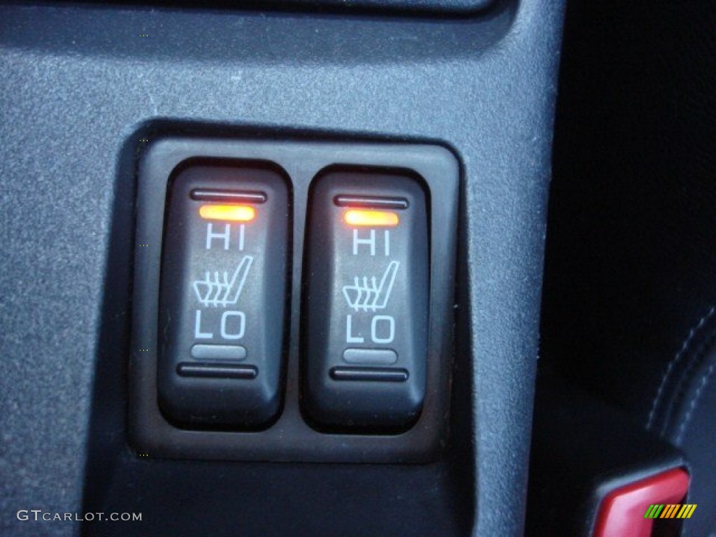 2010 Mitsubishi Lancer Evolution MR Touring Controls Photo #75144180