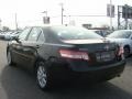 Black - Camry LE Photo No. 4