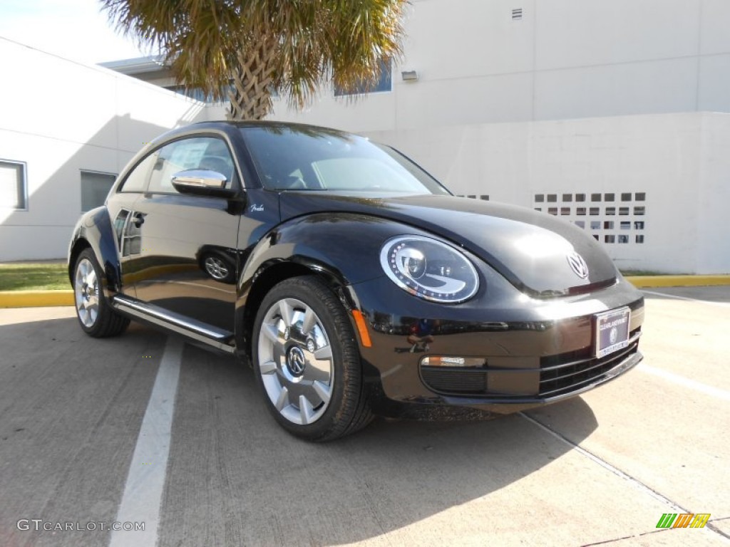 Deep Black Pearl Metallic Volkswagen Beetle