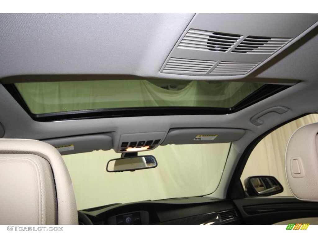 2010 5 Series 528i Sedan - Platinum Grey Metallic / Cream Beige photo #35