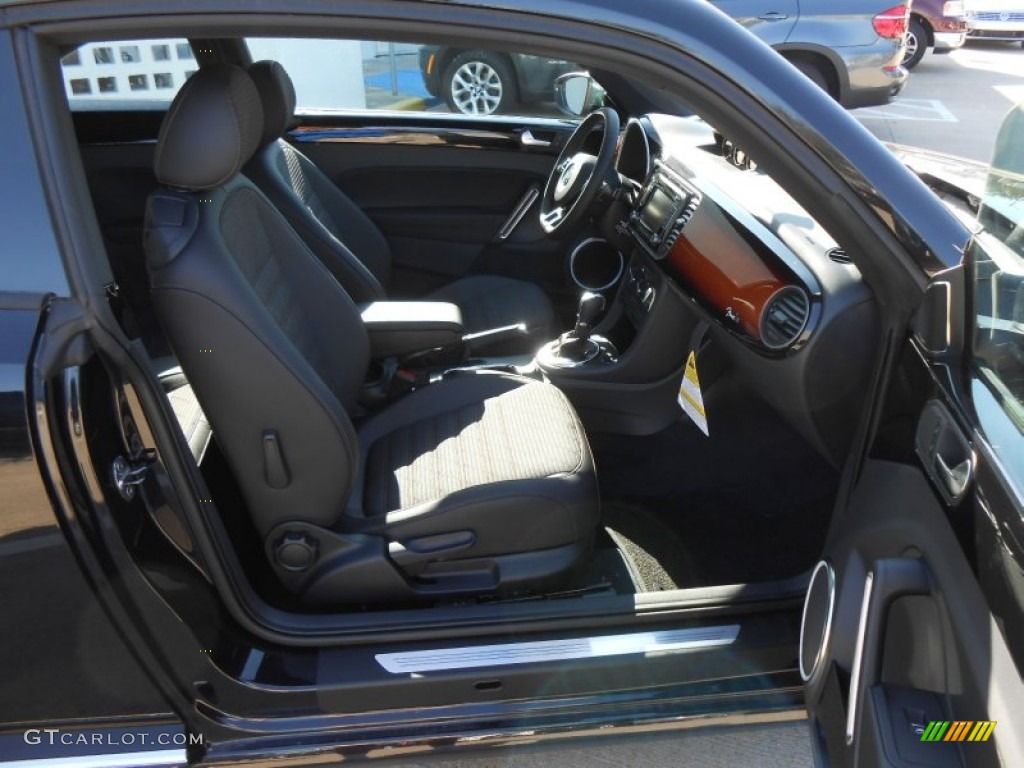 2013 Beetle Turbo Fender Edition - Deep Black Pearl Metallic / Cheyenne Black Fender Edition photo #13