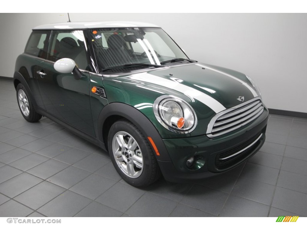 2013 Cooper Hardtop - British Racing Green II Metallic / Carbon Black photo #1