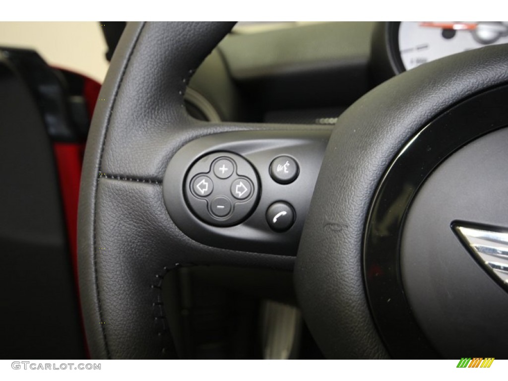 2013 Mini Cooper S Hardtop Controls Photos