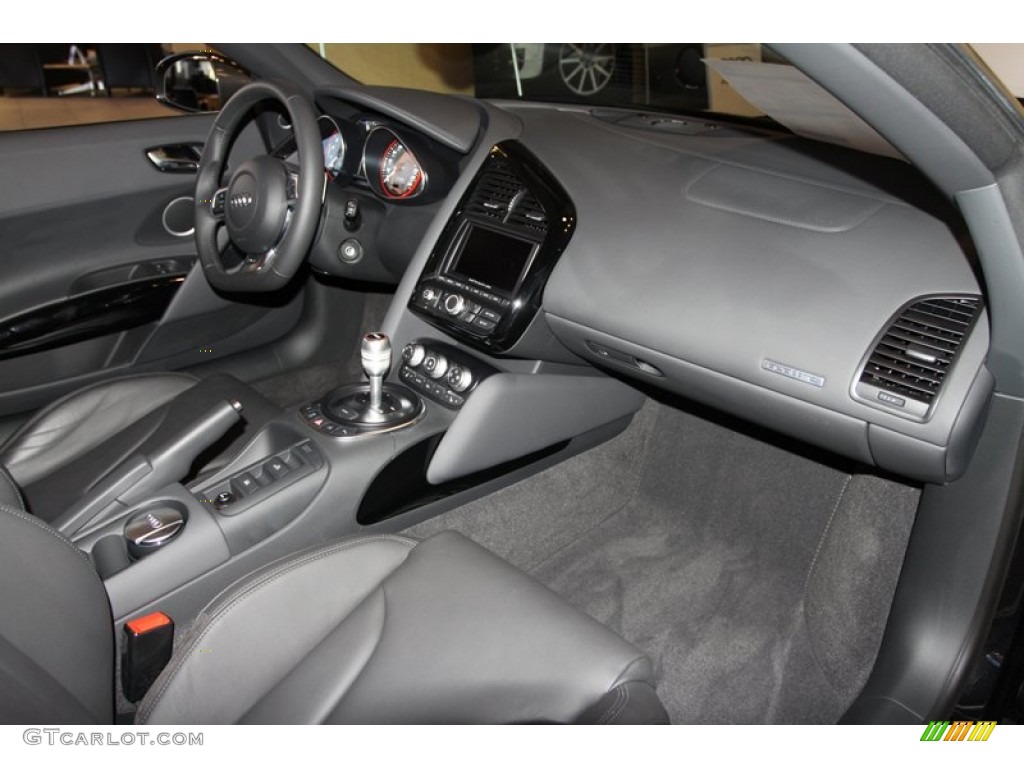 2012 Audi R8 Spyder 5.2 FSI quattro Black Dashboard Photo #75157126