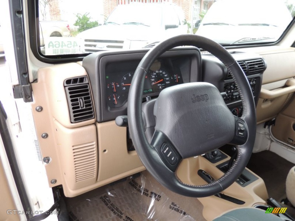 2002 Jeep Wrangler Sahara 4x4 Camel Beige/Dark Green Steering Wheel Photo #75159343
