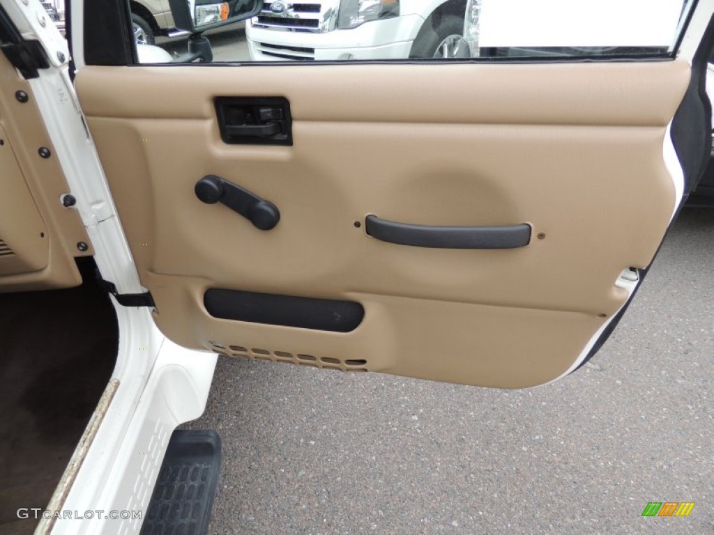 2002 Jeep Wrangler Sahara 4x4 Camel Beige/Dark Green Door Panel Photo #75159418