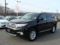 Black - Highlander V6 4WD Photo No. 3