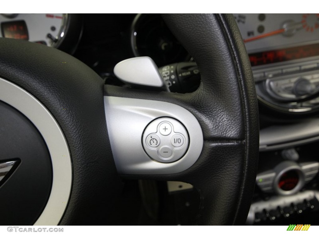 2010 Mini Cooper S Hardtop Controls Photo #75160431