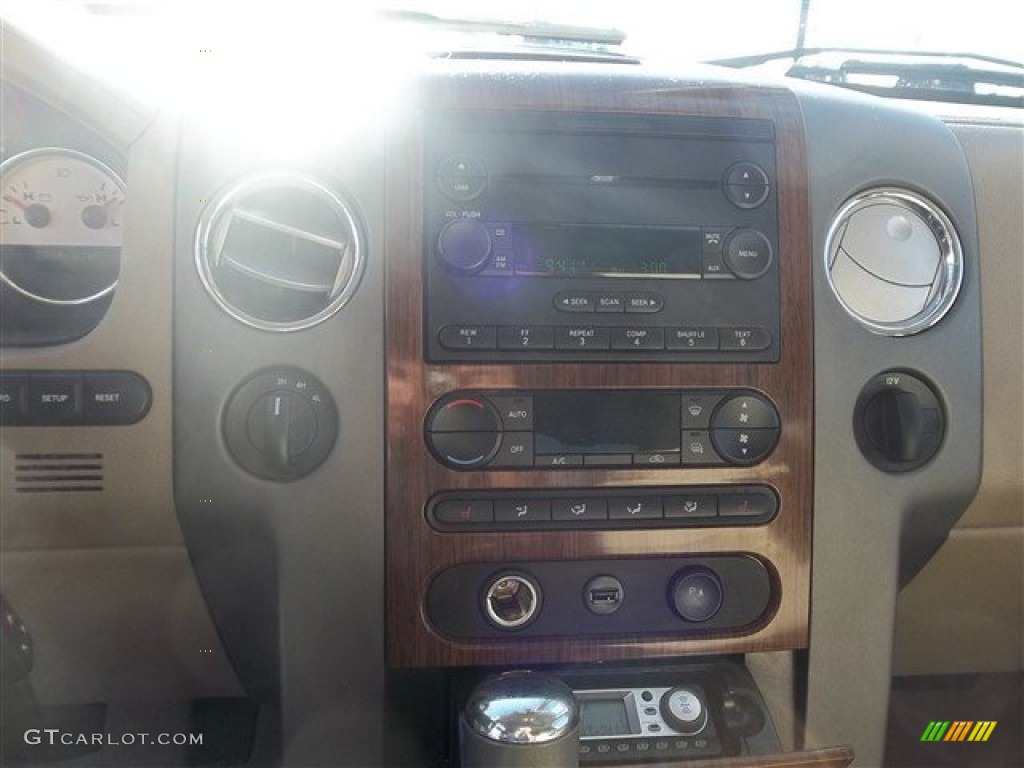 2004 F150 Lariat SuperCrew 4x4 - Medium Wedgewood Blue Metallic / Tan photo #14