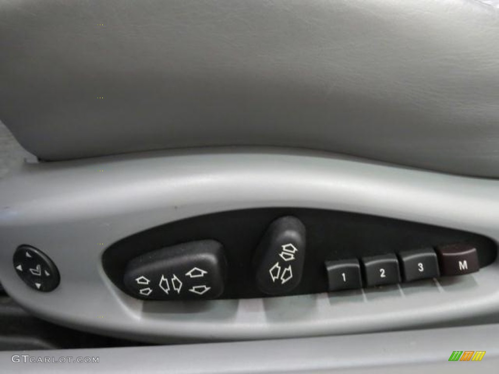 2004 BMW M3 Convertible Controls Photo #75167245