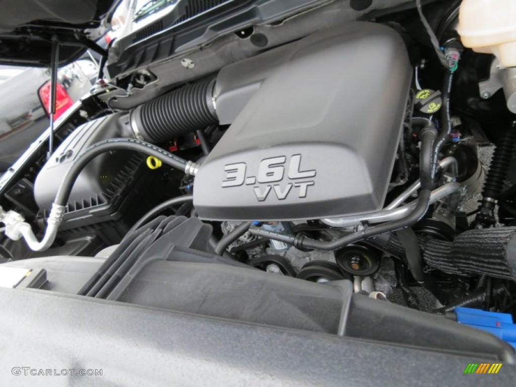 2013 Ram 1500 SLT Crew Cab 3.6 Liter DOHC 24-Valve VVT Pentastar V6 Engine Photo #75170747