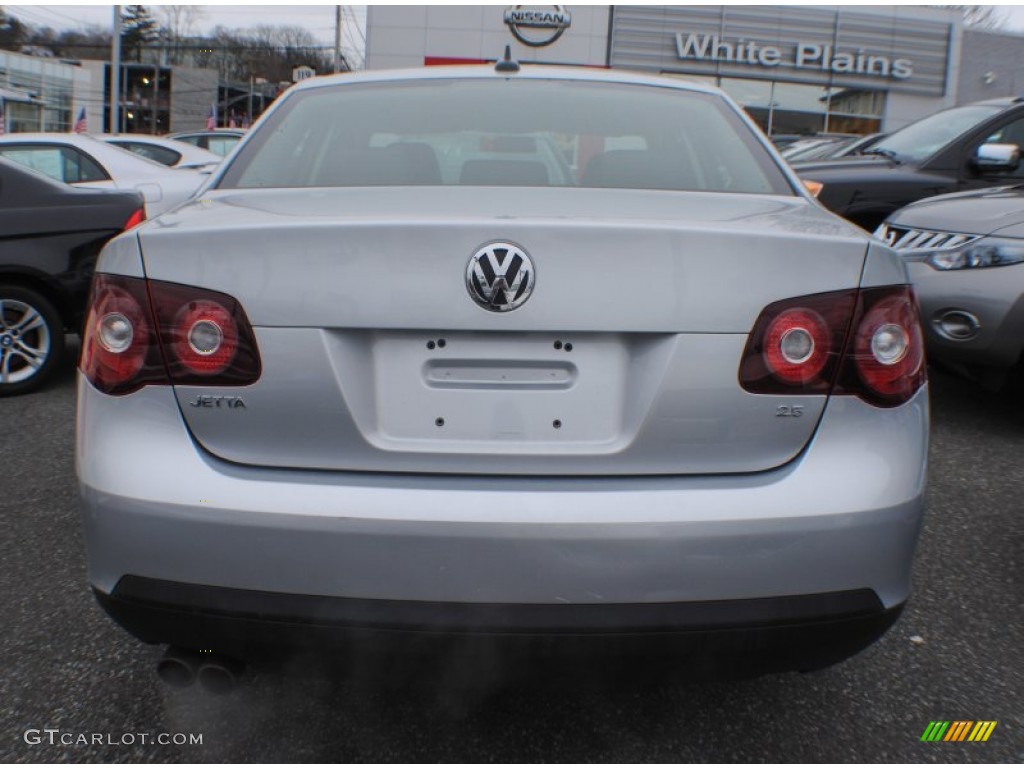 2010 Jetta SE Sedan - Reflex Silver Metallic / Titan Black photo #3