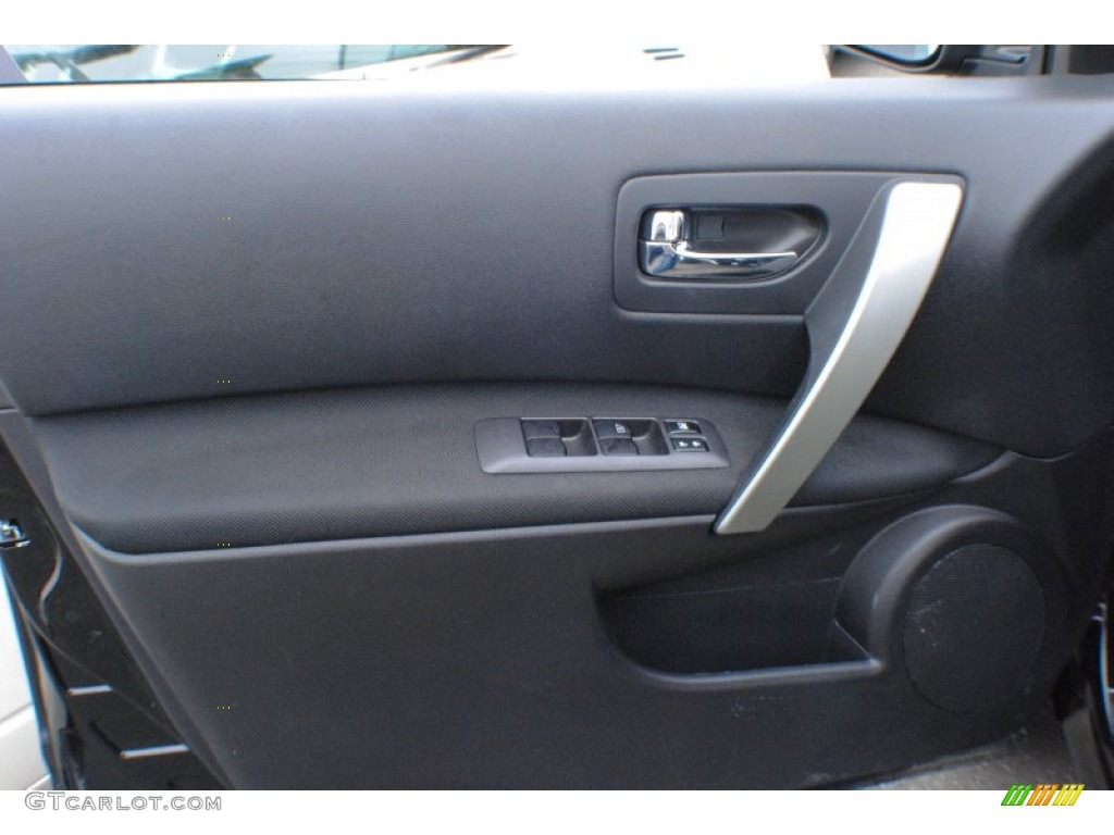 2011 Nissan Rogue S AWD Krom Edition Black Door Panel Photo #75172232
