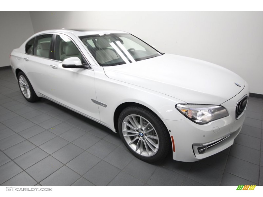Mineral White Metallic 2013 BMW 7 Series 750i Sedan Exterior Photo #75172494