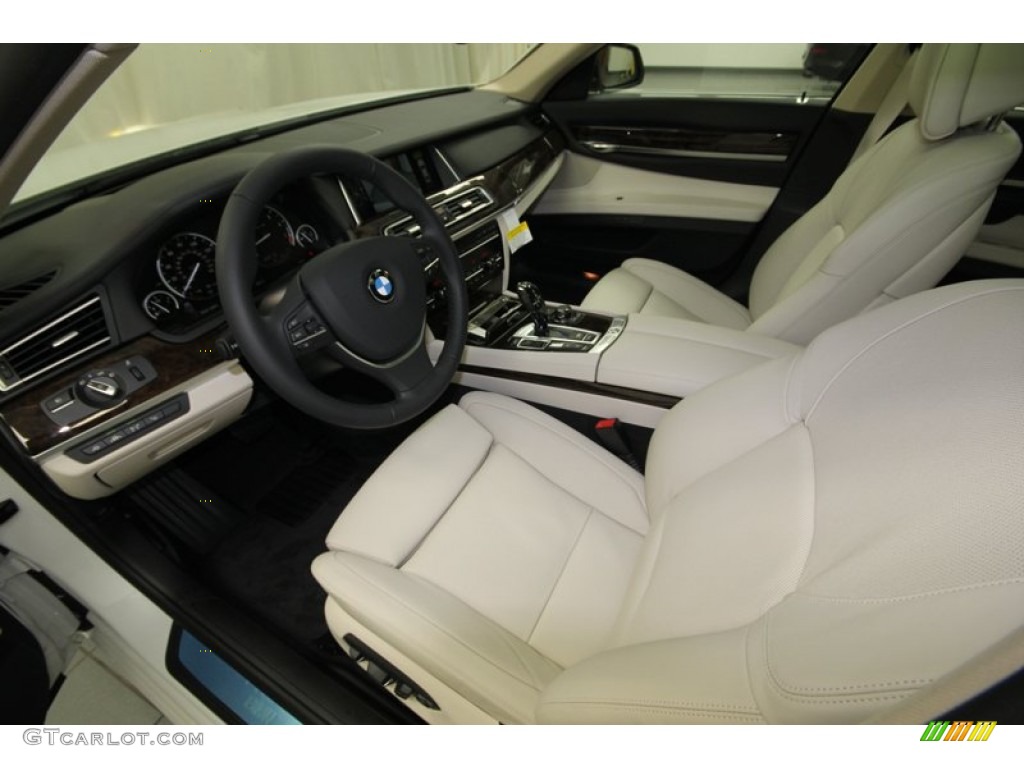 Ivory White/Black Interior 2013 BMW 7 Series 750i Sedan Photo #75172575