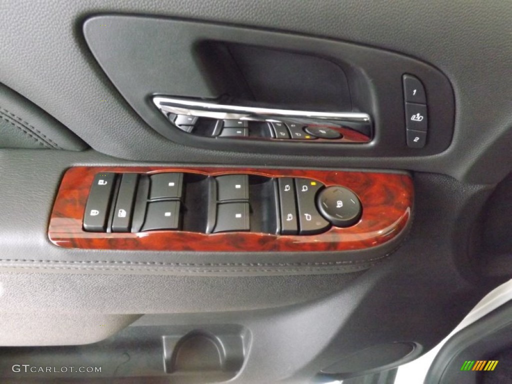 2013 Cadillac Escalade EXT Luxury AWD Controls Photo #75174761