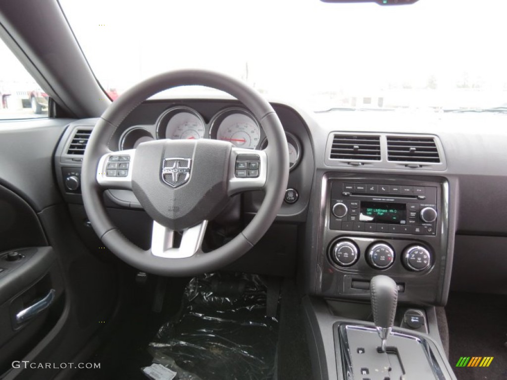 2013 Challenger SXT - Bright White / Dark Slate Gray photo #8