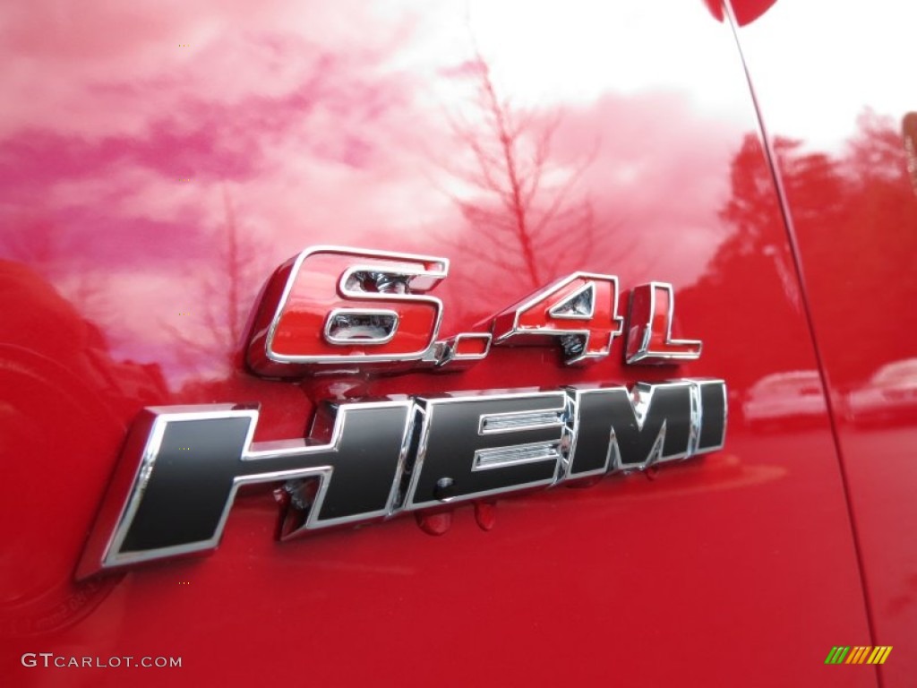 2013 Dodge Charger SRT8 Marks and Logos Photo #75177003