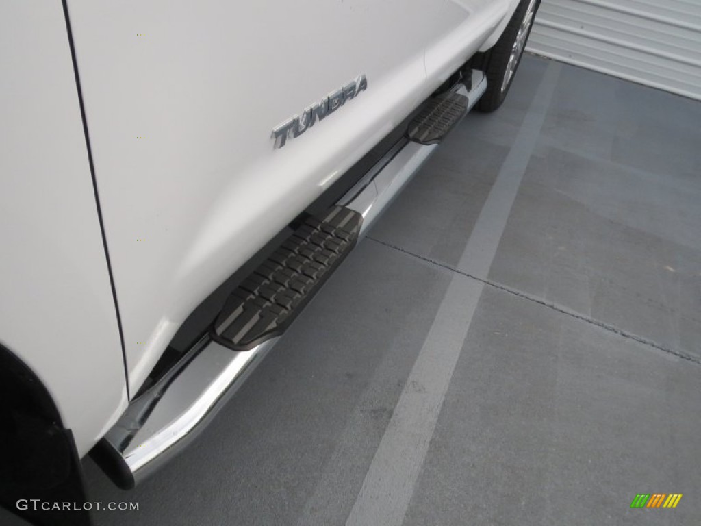 2013 Tundra TSS CrewMax 4x4 - Super White / Graphite photo #12