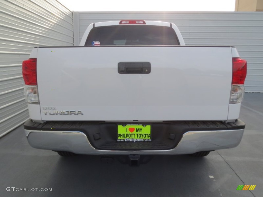 2013 Tundra CrewMax - Super White / Graphite photo #4