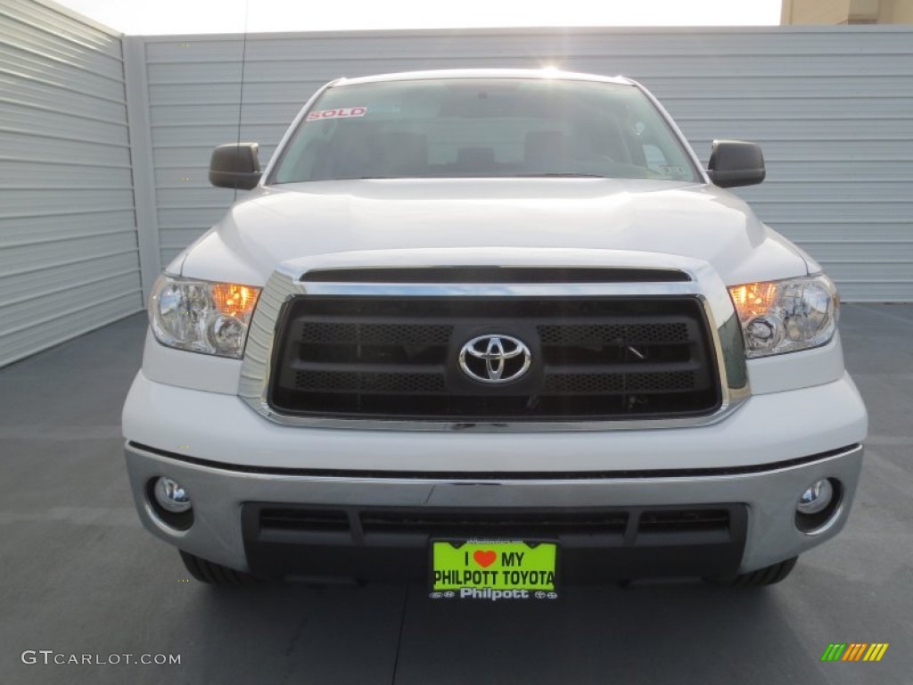 2013 Tundra CrewMax - Super White / Graphite photo #7