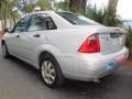 2005 CD Silver Metallic Ford Focus ZX4 SE Sedan  photo #2