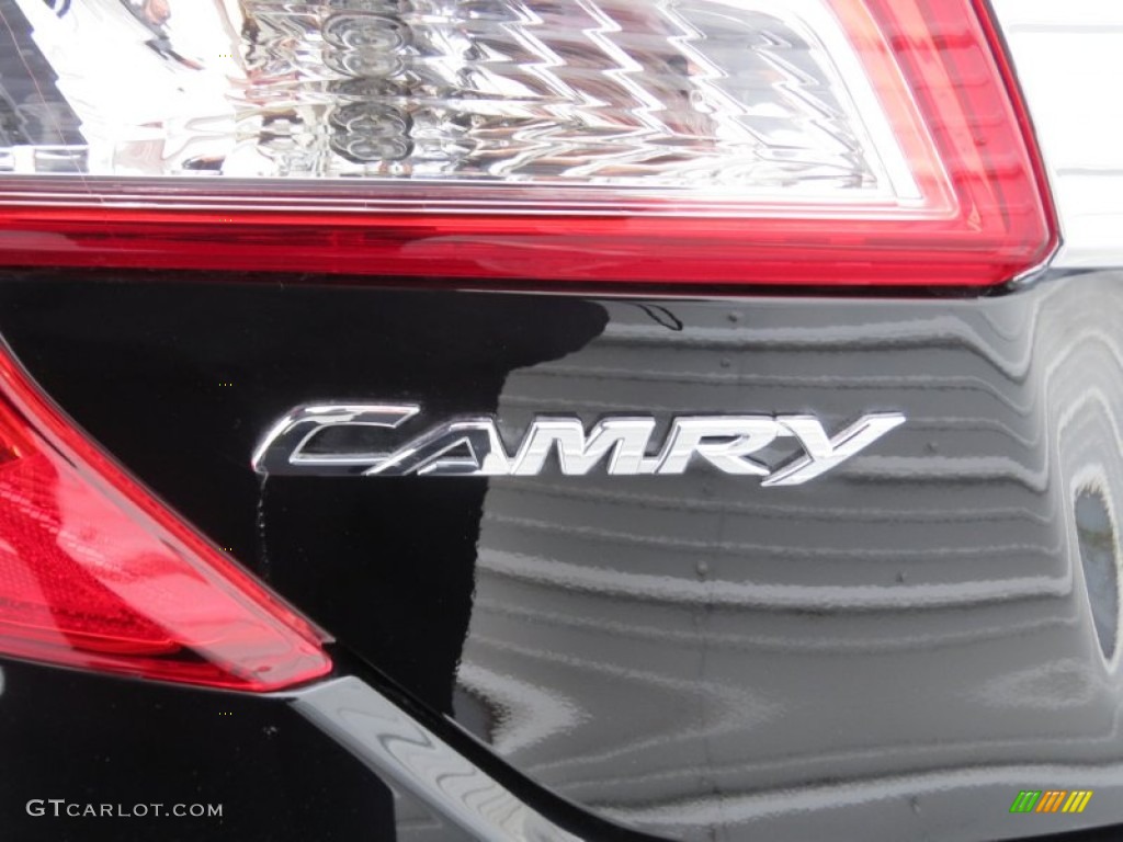 2012 Camry Hybrid XLE - Attitude Black Metallic / Light Gray photo #14