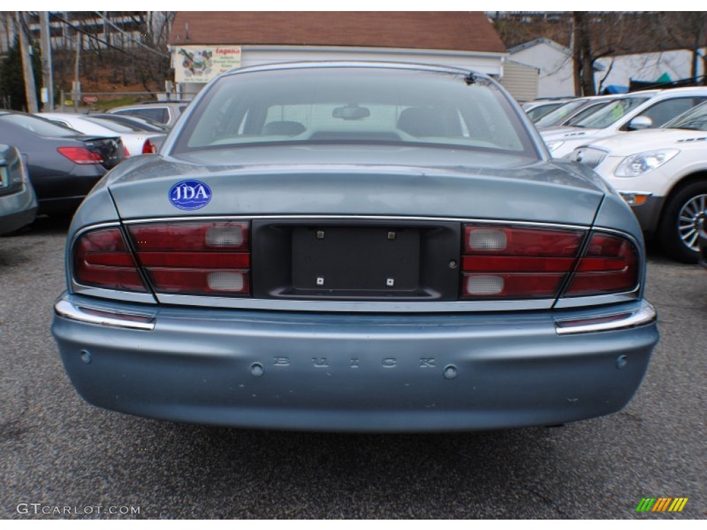 2004 Park Avenue  - Silver Blue Ice Metallic / Medium Gray photo #4