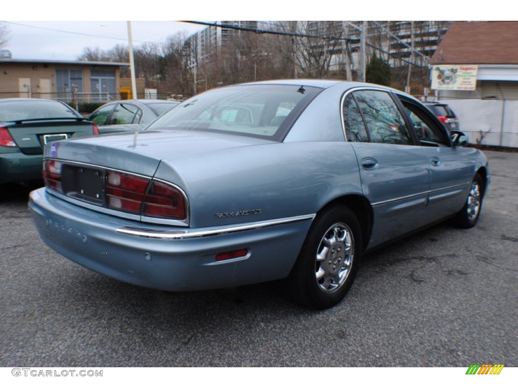 2004 Park Avenue  - Silver Blue Ice Metallic / Medium Gray photo #5