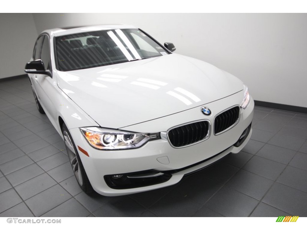 2013 3 Series 335i Sedan - Alpine White / Black photo #5