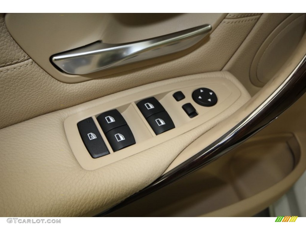 2013 BMW 3 Series 335i Sedan Controls Photo #75192118
